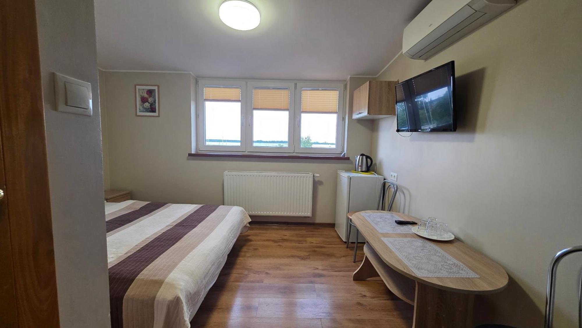 Nad Zalewem 500-163-489 Hotel Zegrze Poludniowe Buitenkant foto